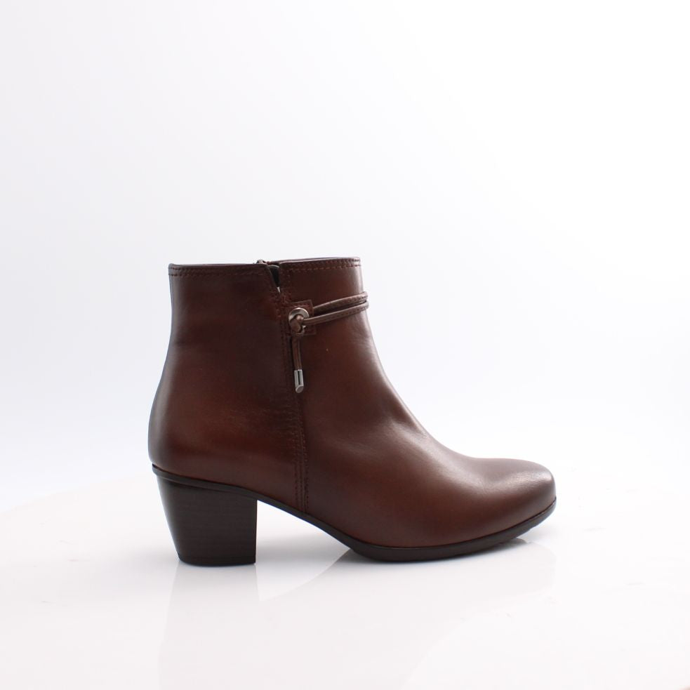 75.522 GABOR BOOTS 25