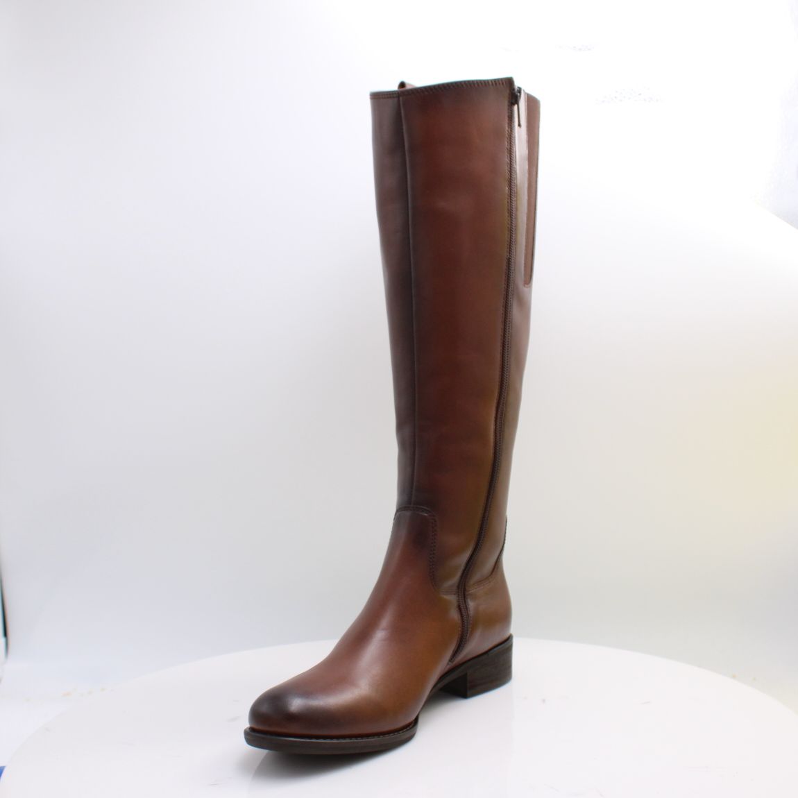 8035.04 GABOR BOOTS 26