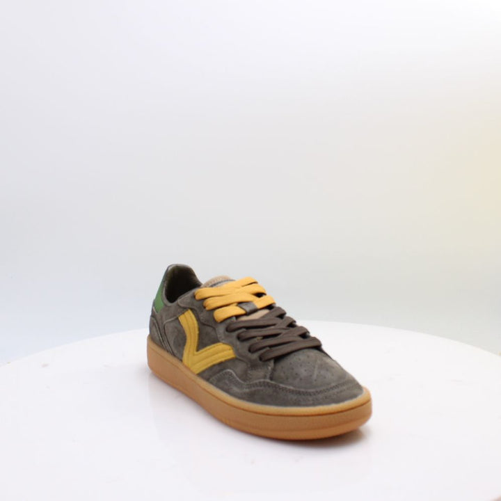 8806120 VICTORIA SHOES 26
