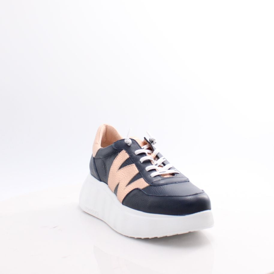 A-3625 WONDERS SHOES