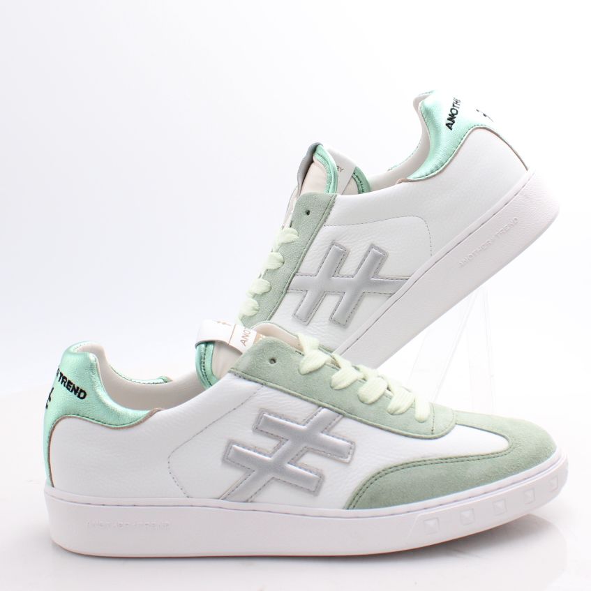 A038 ANOTHER TREND TRAINERS