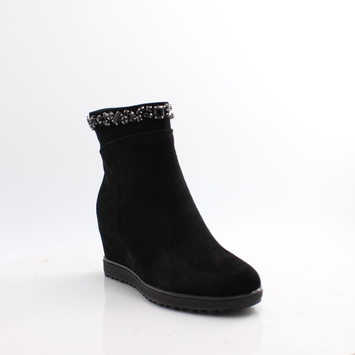 C3854 LORETTA VITALE BOOTS 25