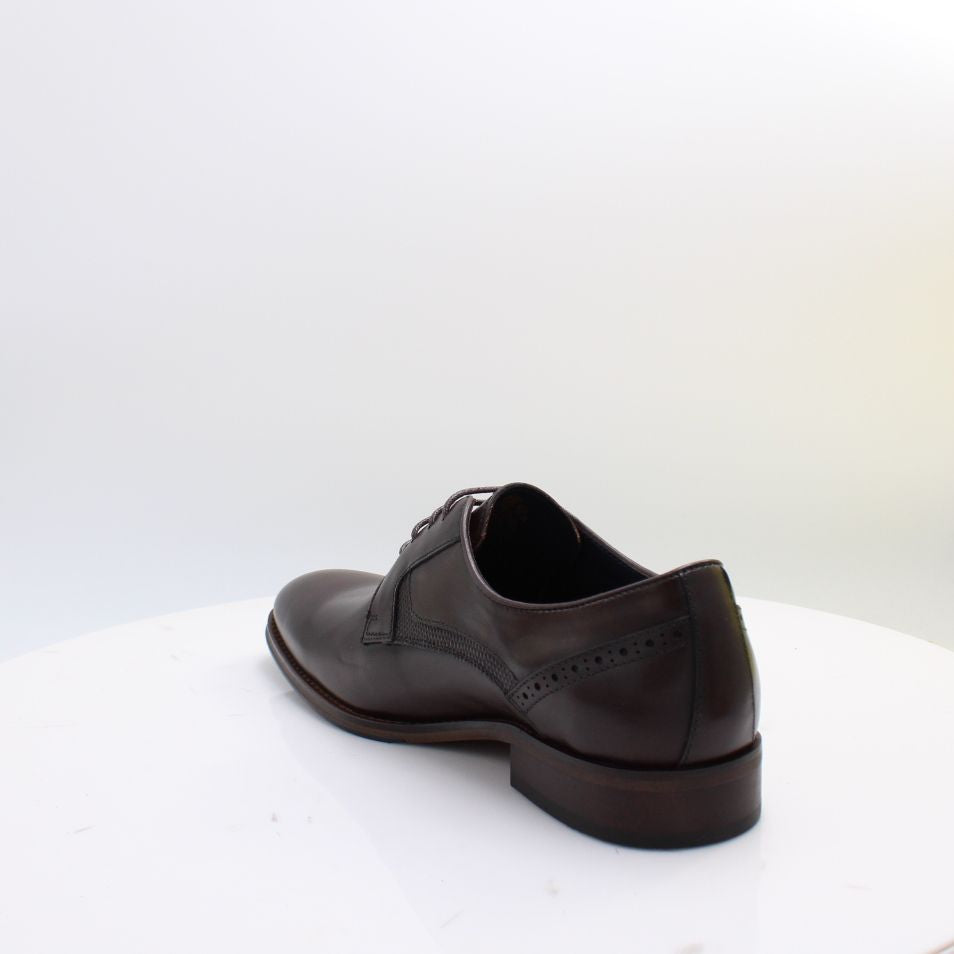 CAPILLA TOMMY BOWE SHOES