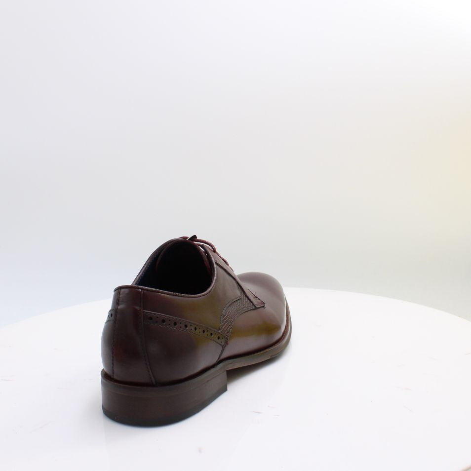 CAPILLA TOMMY BOWE SHOES