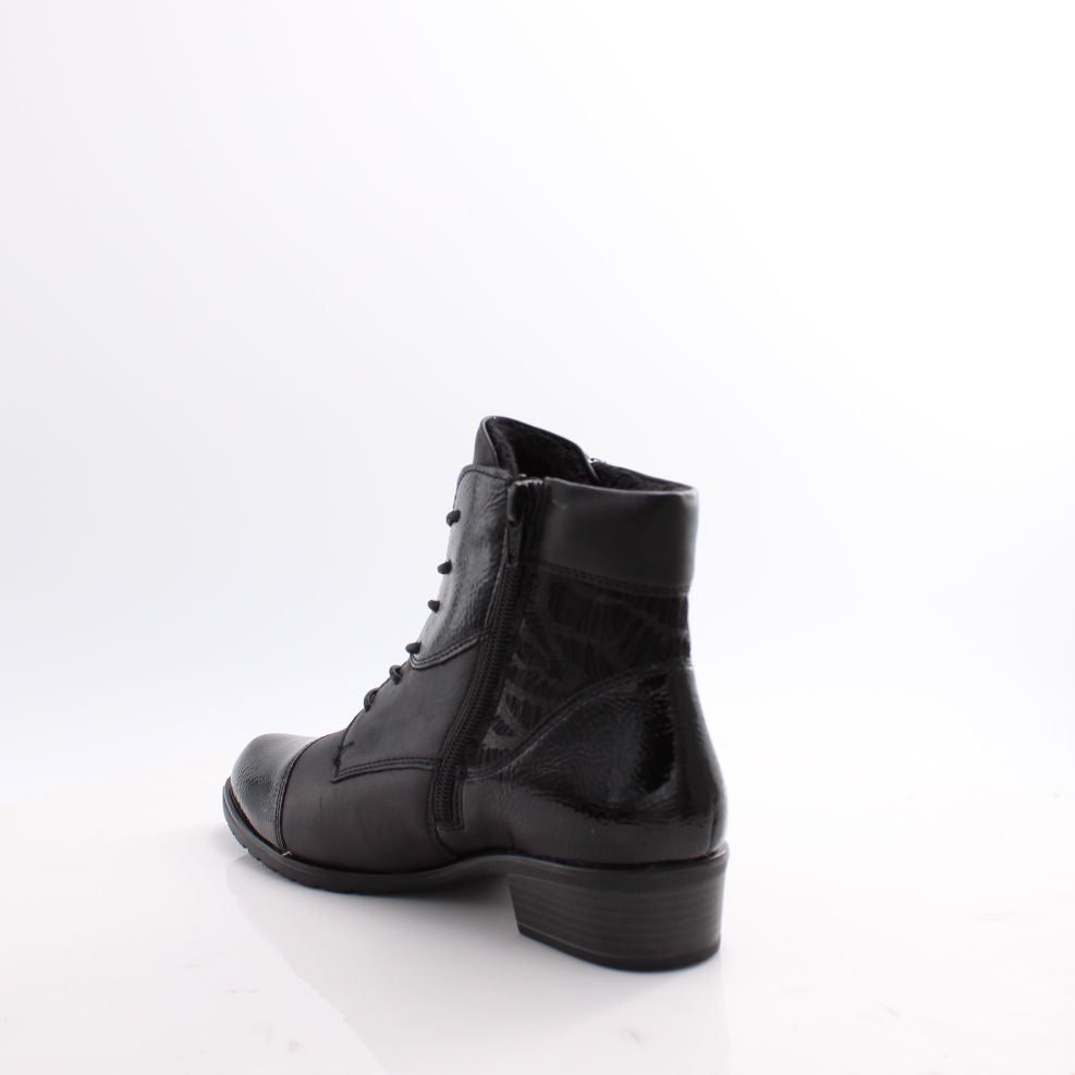 D6882 REMONTE BOOTS 25