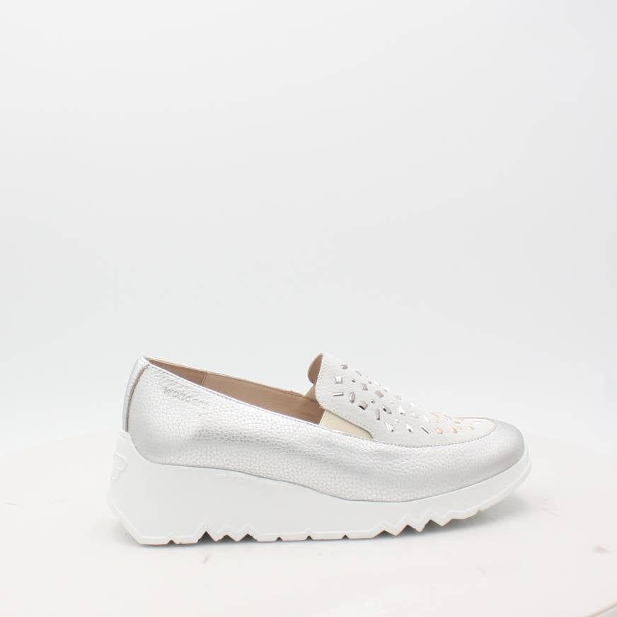 E-6742 WONDERS SHOES