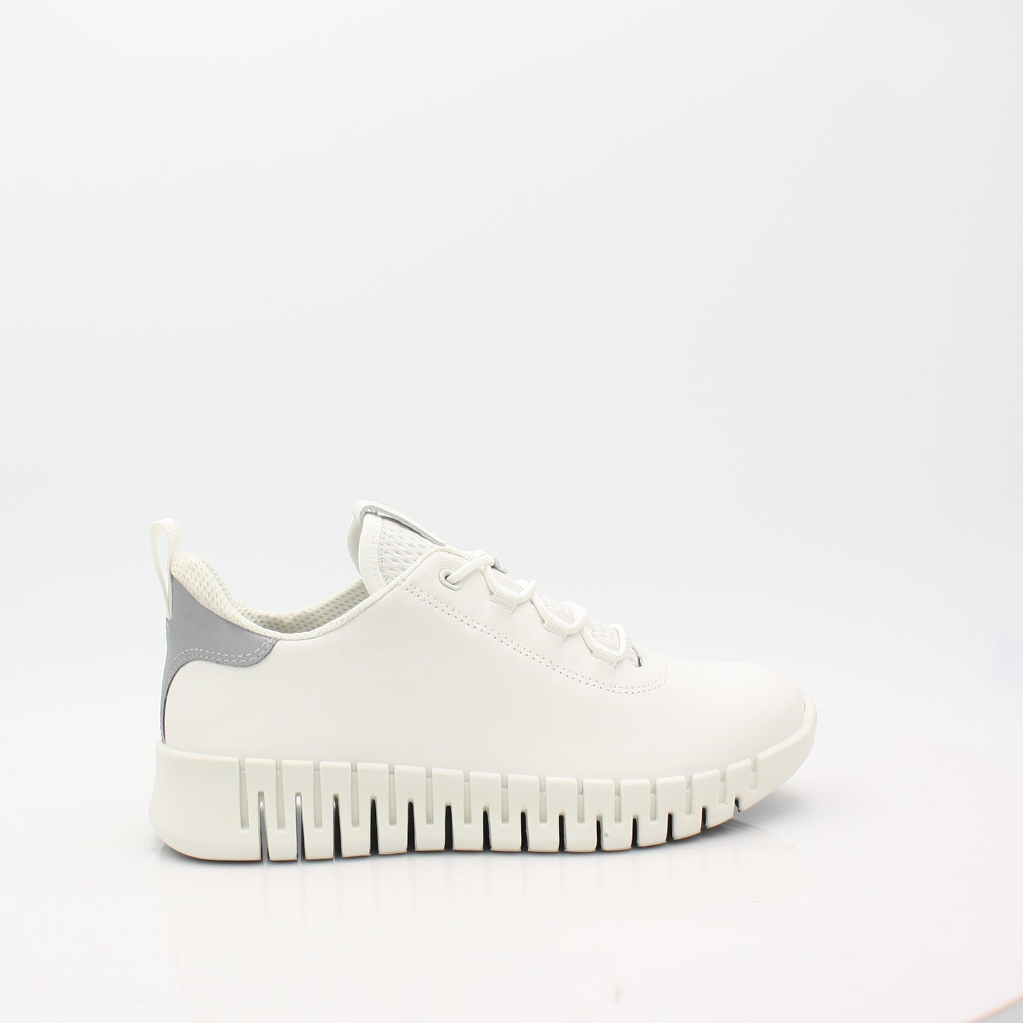 218203 GRUUV ECCO SHOES