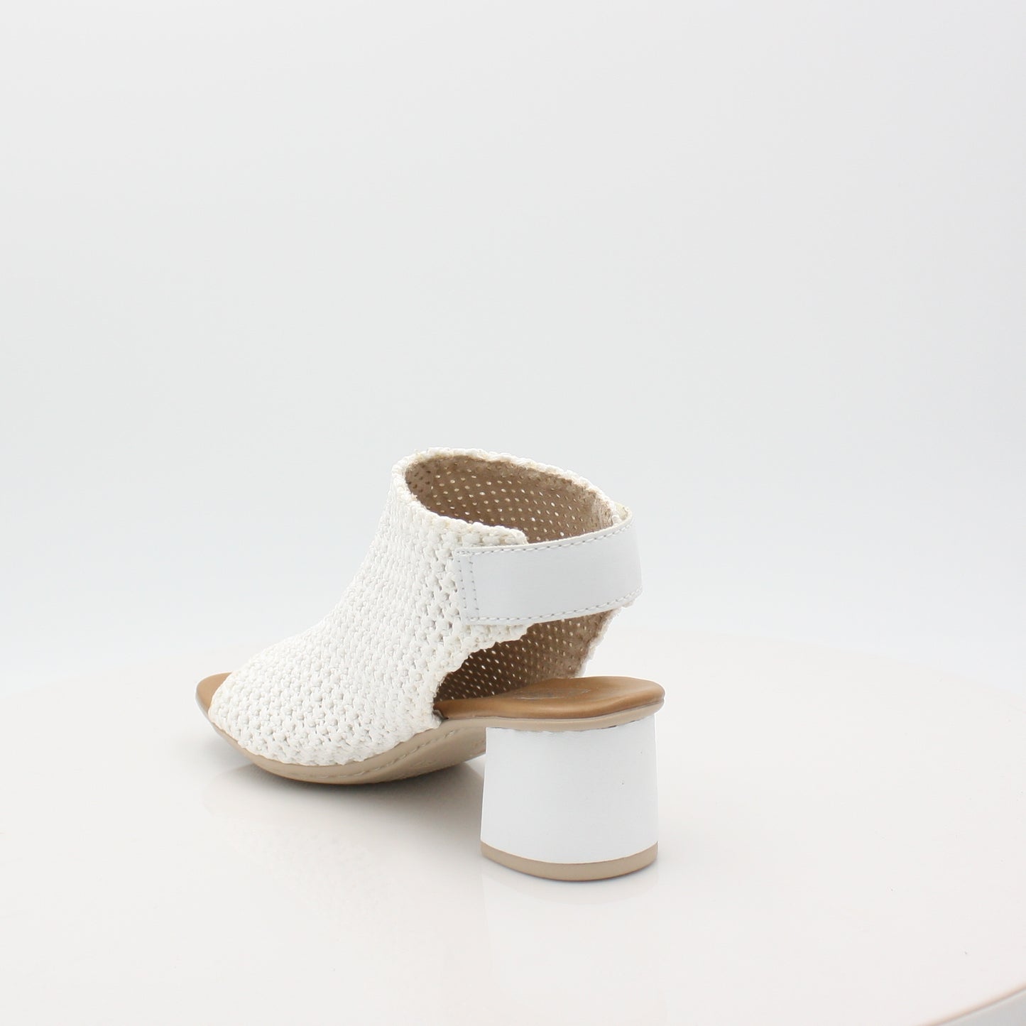 64772 RIEKER 24 SANDALS