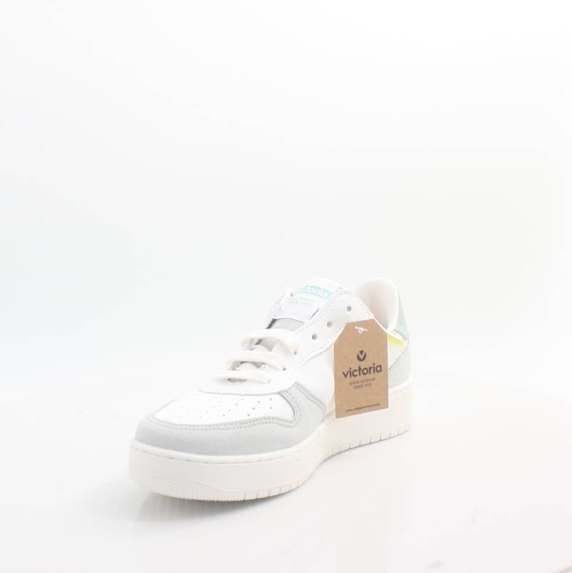 MADRID 1258247 VICTORIA 24