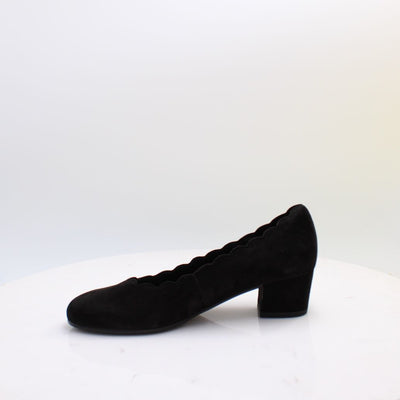 3006.01 GABOR SHOES 26