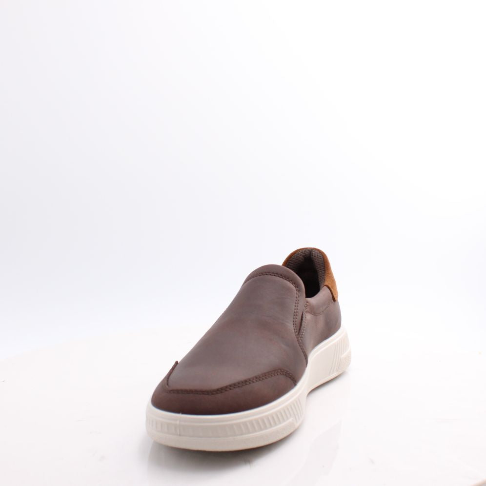 551614 ECCO MOVE SLIP ON SHOES