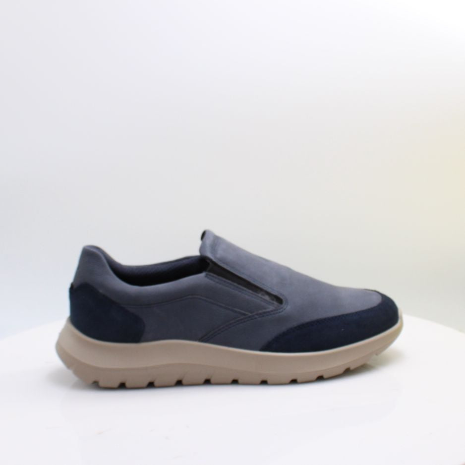 571824 CITY STRIDE ECCO SHOES 26