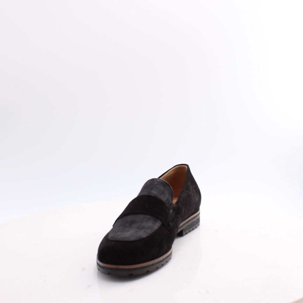 72.042 GABOR SHOES 25