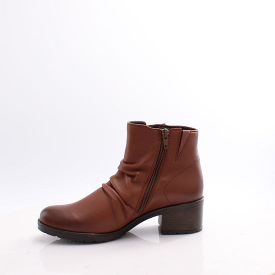 72.811 GABOR BOOTS 25