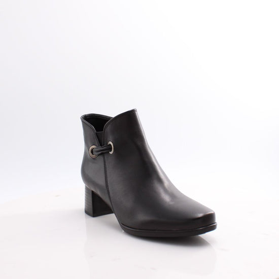 72.827 GABOR BOOTS 25