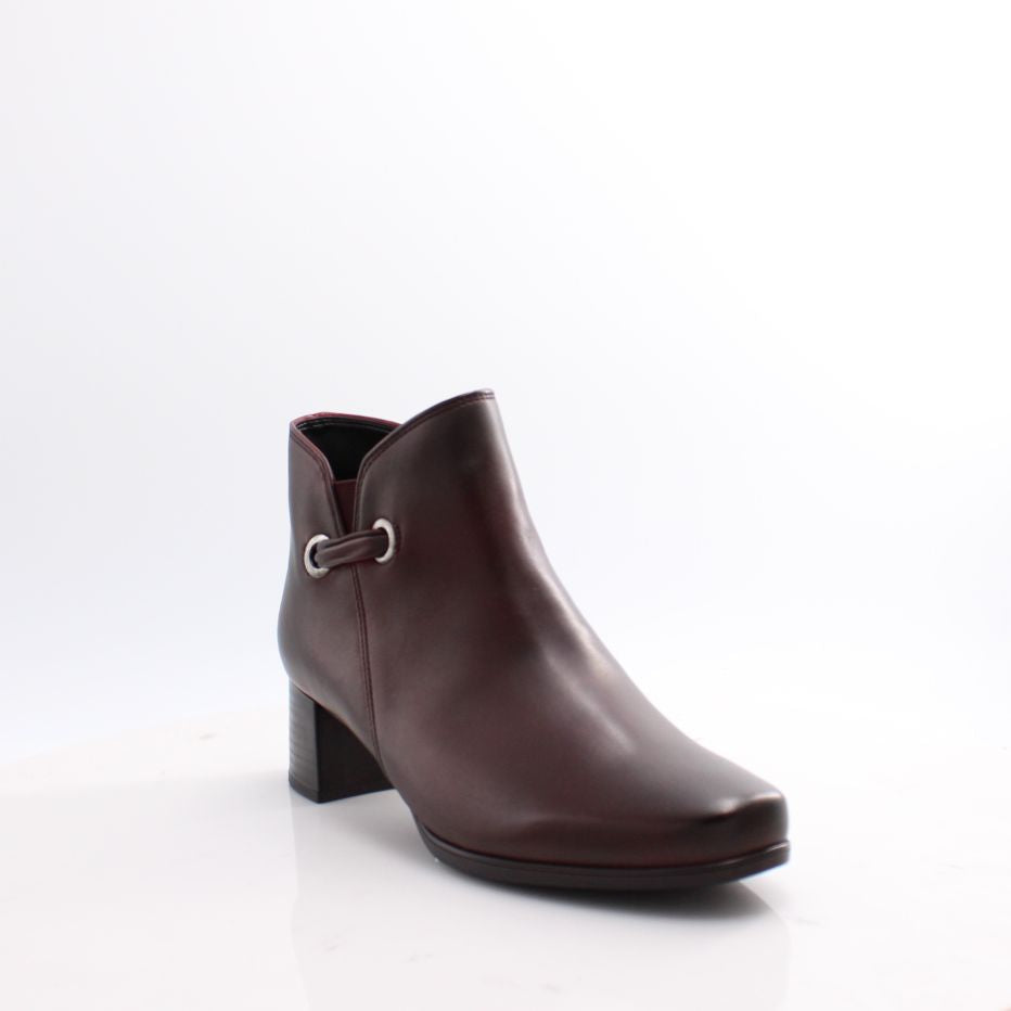 72.827 GABOR BOOTS 25