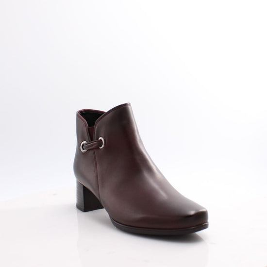 72.827 GABOR BOOTS 25