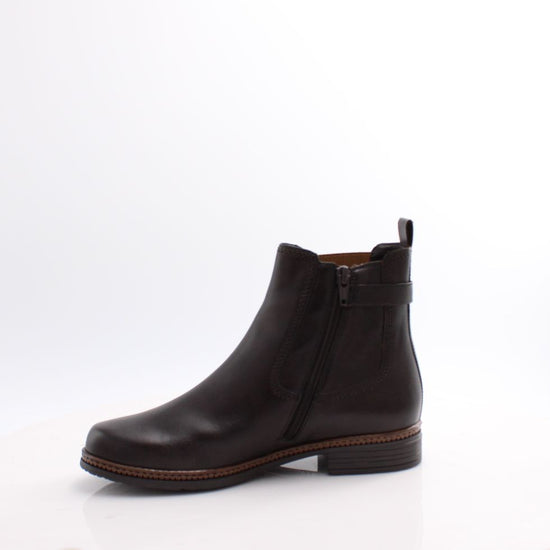 74.670 GABOR BOOTS 25