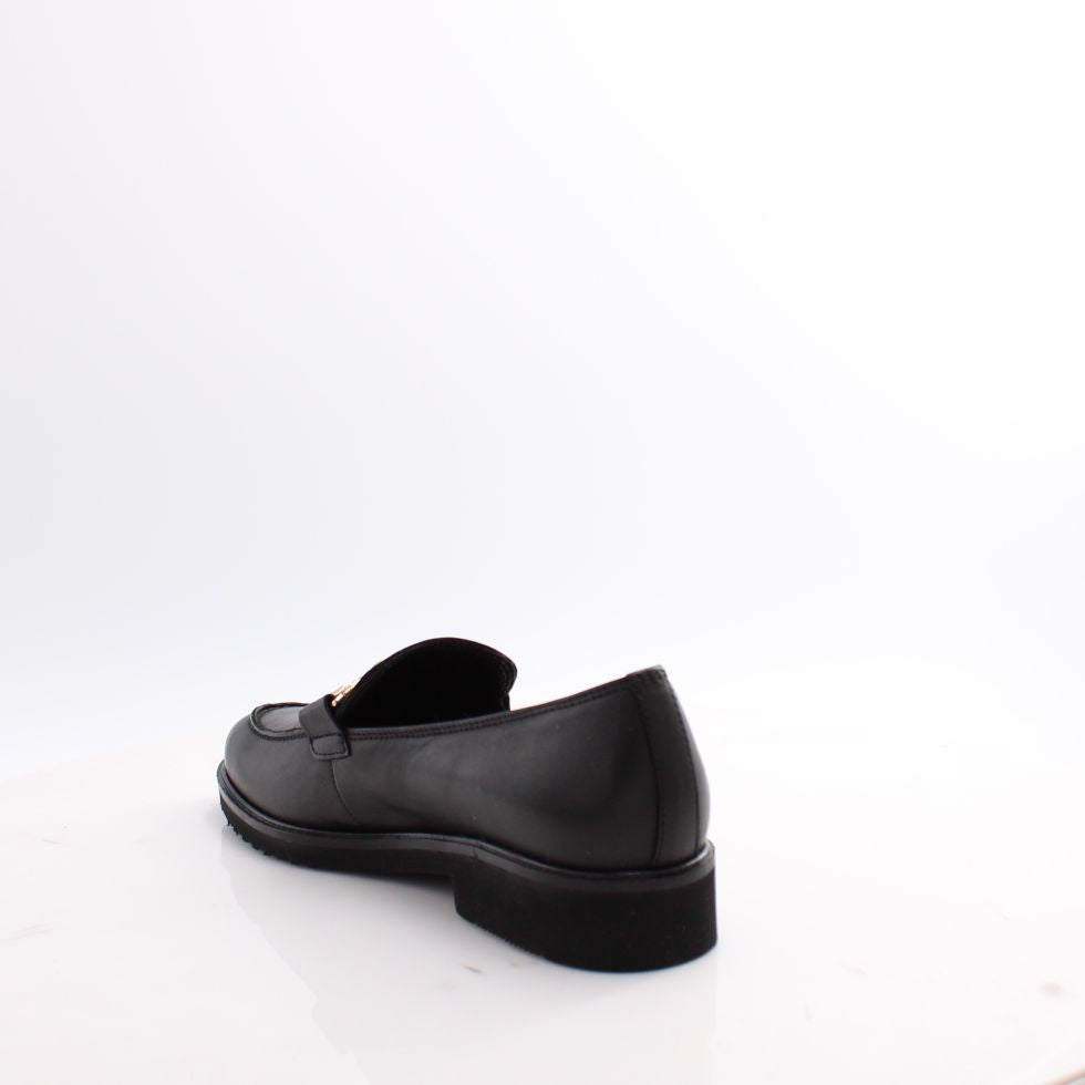 75.211 GABOR SHOES 25