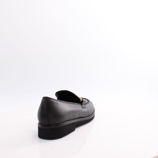 75.211 GABOR SHOES 25