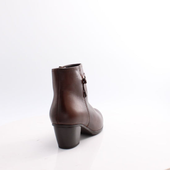 75.522 GABOR BOOTS 25