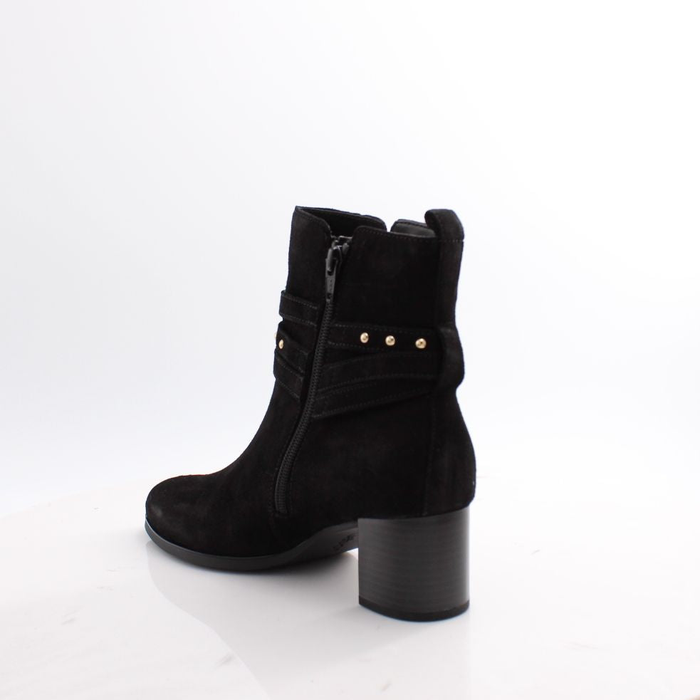 75.693 GABOR BOOTS 25