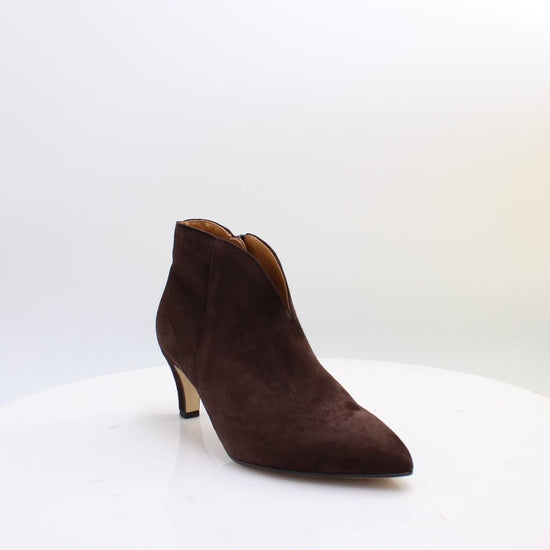 8017.01 GABOR BOOTS 26