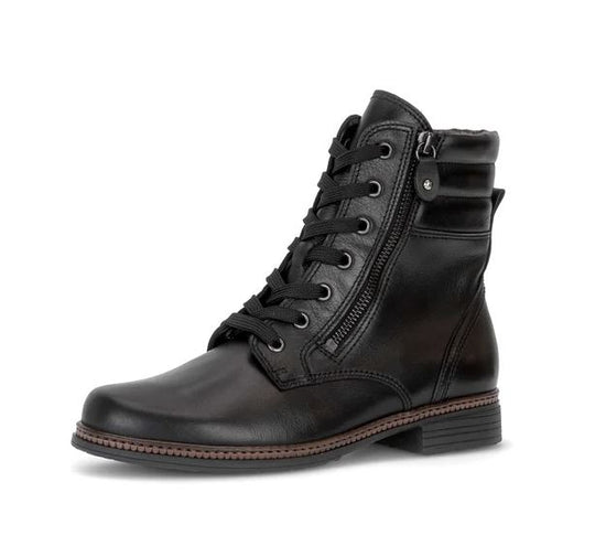 8023.02 GABOR BOOTS 26