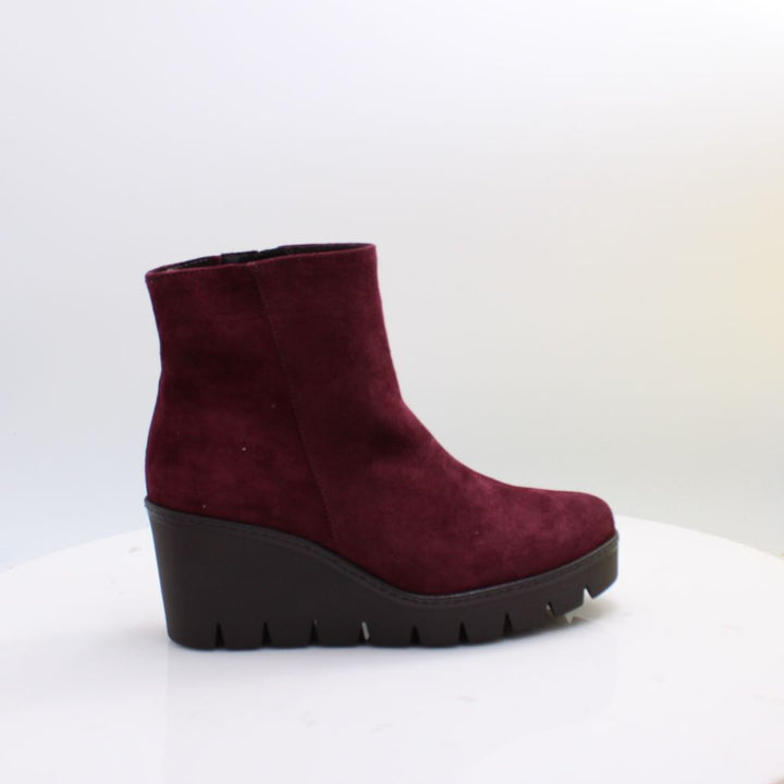 8045.01 GABOR BOOTS 26