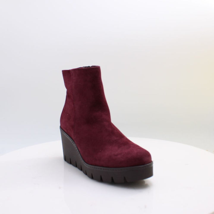8045.01 GABOR BOOTS 26