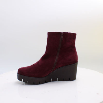8045.01 GABOR BOOTS 26