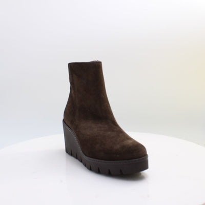 8045.01 GABOR BOOTS 26