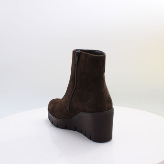 8045.01 GABOR BOOTS 26