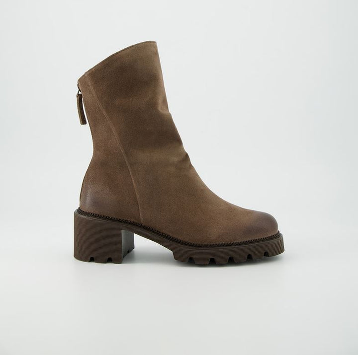8291 PAUL GREEN SUEDE BOOTS