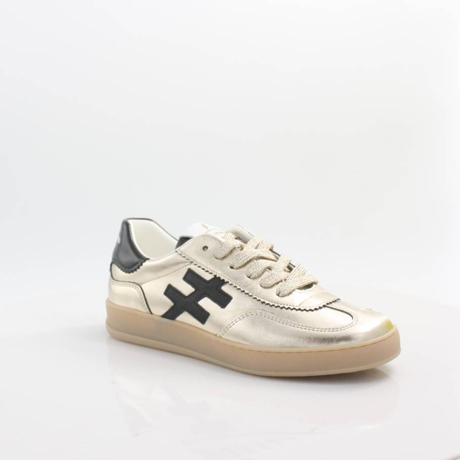 A032 ANOTHER TREND TRAINERS