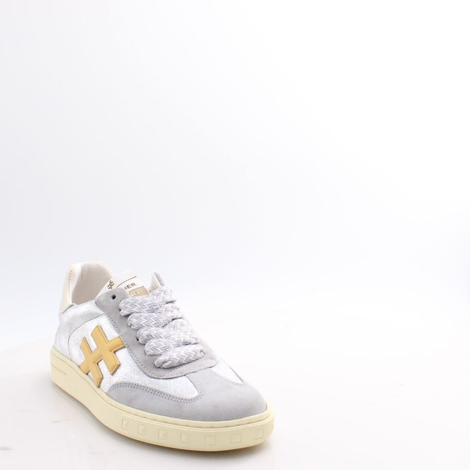 A038 ANOTHER TREND TRAINERS