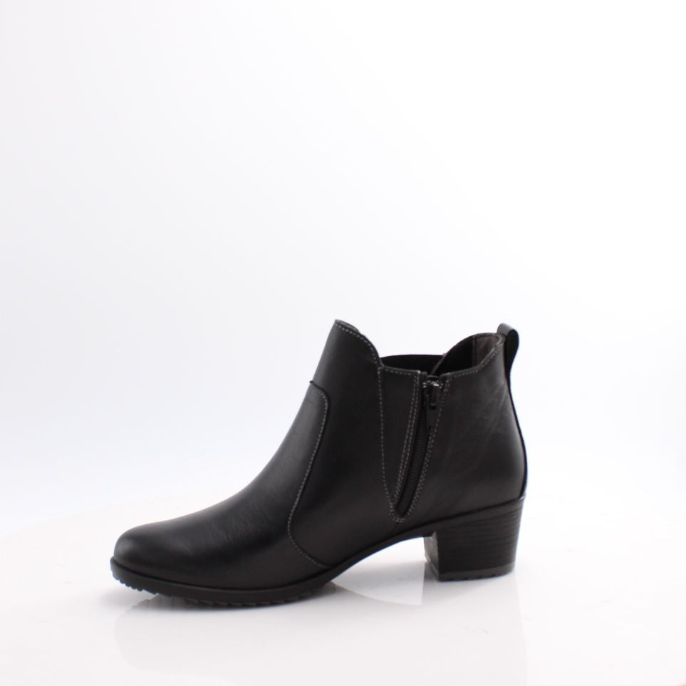 ANNA SUAVE BOOTS