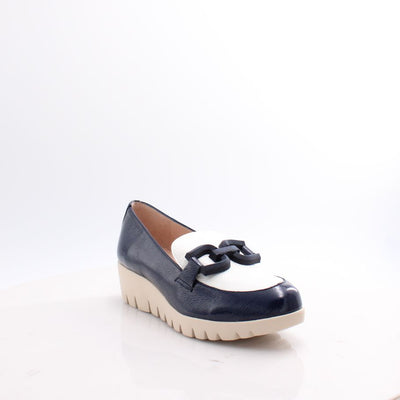 C-33311 WONDERS SHOES