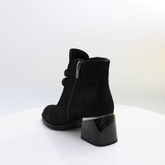 C38160 LORETTA VITALE BOOTS