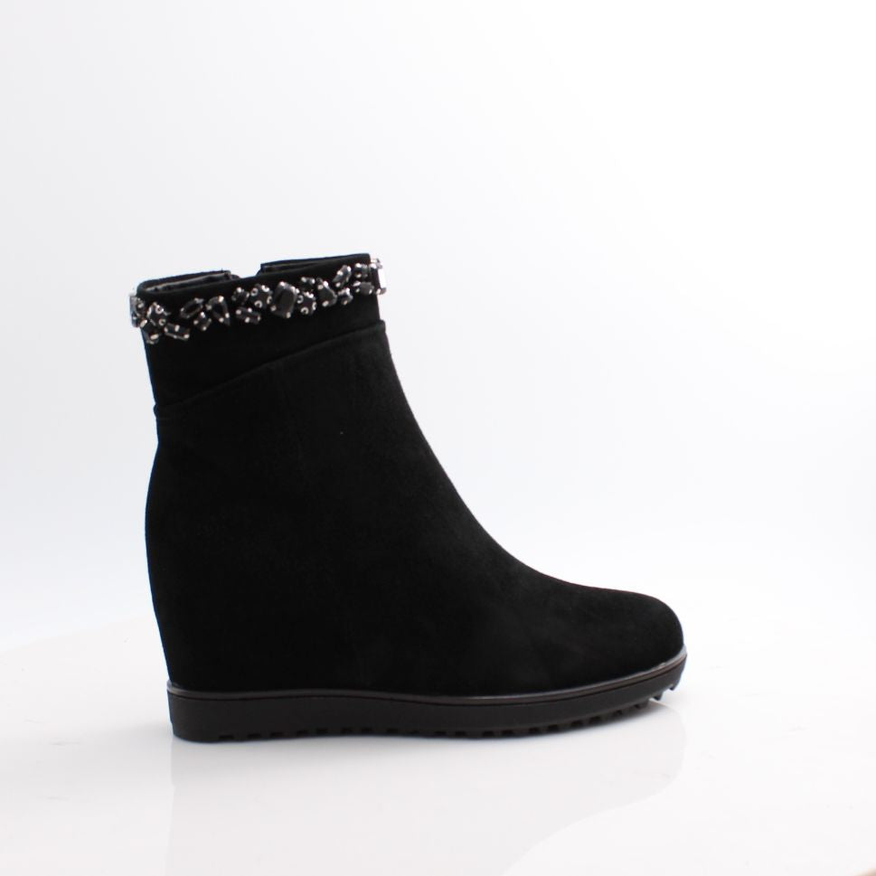 C3854 LORETTA VITALE BOOTS 25