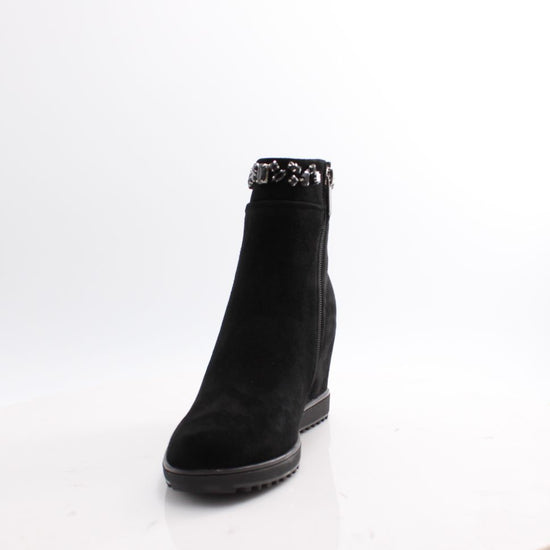 C3854 LORETTA VITALE BOOTS 25