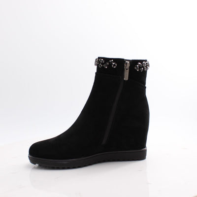 C3854 LORETTA VITALE BOOTS 25