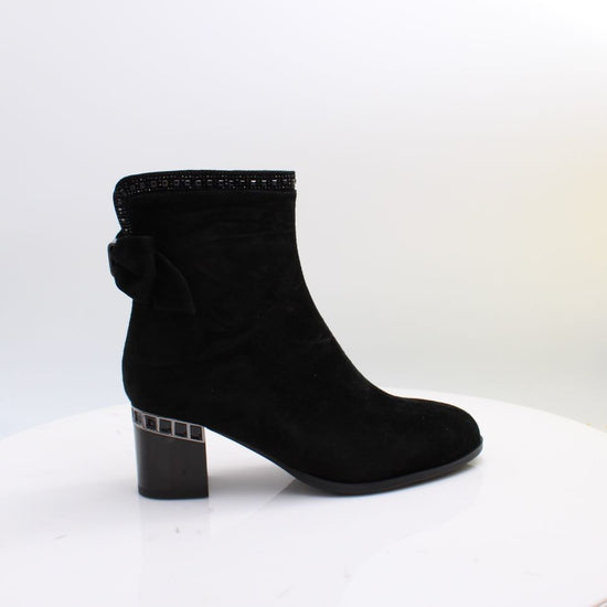 C96104 LORETTA VITALE BOOTS 26