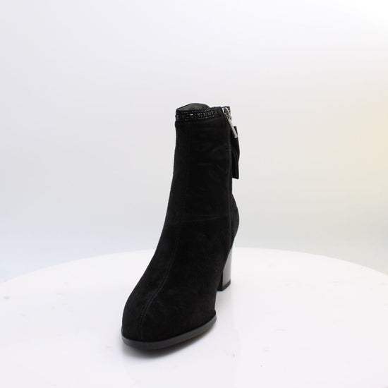C96104 LORETTA VITALE BOOTS 26