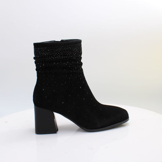 C96111 LORETTA VITALE BOOTS 26