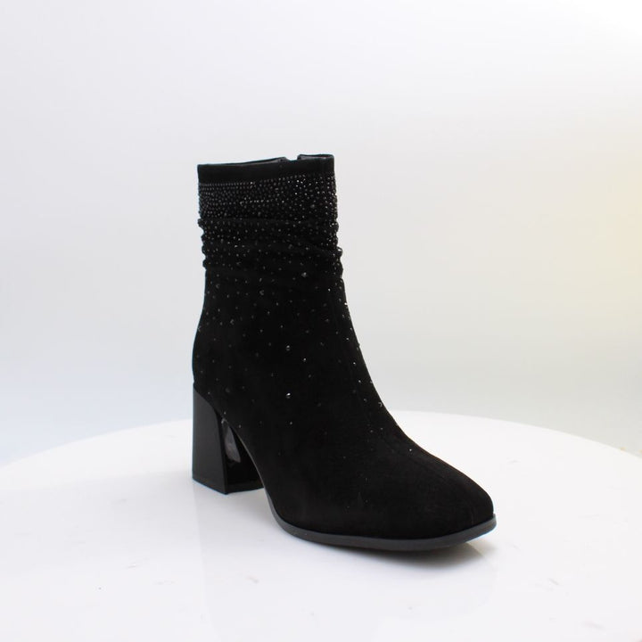 C96111 LORETTA VITALE BOOTS 26