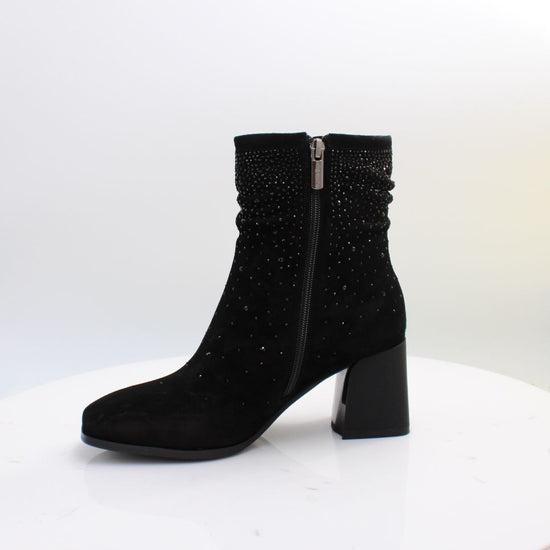 C96111 LORETTA VITALE BOOTS 26
