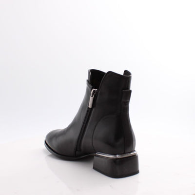 C9680 LORETTA VITALE BOOTS 25