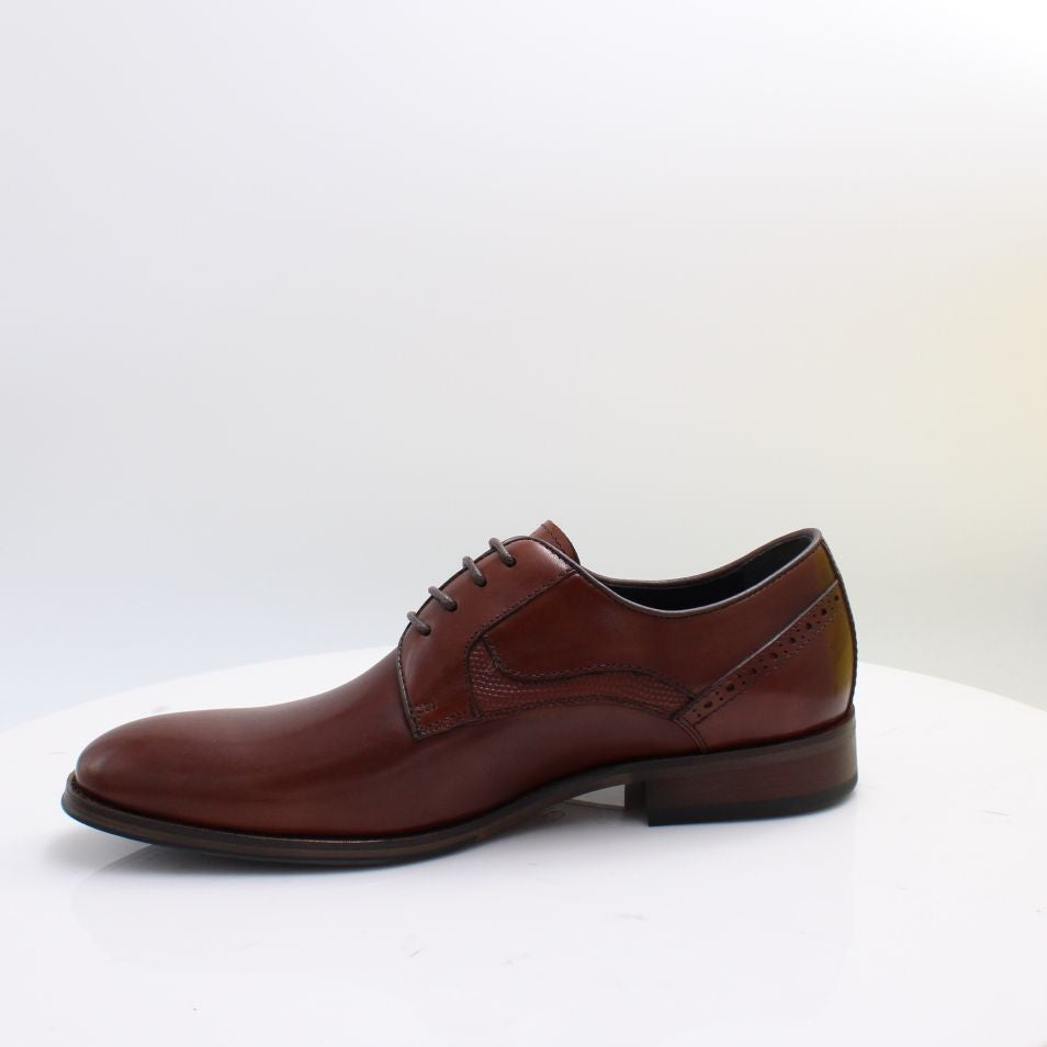 CAPILLA TOMMY BOWE SHOES