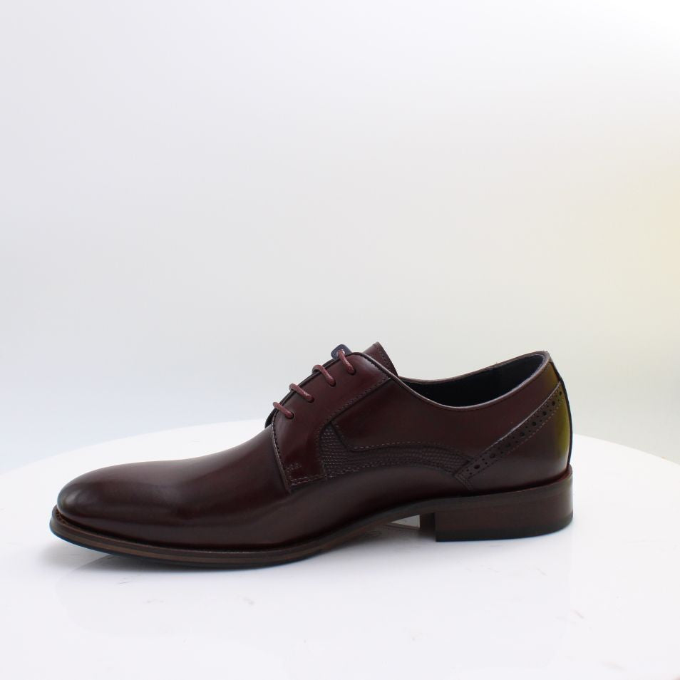 CAPILLA TOMMY BOWE SHOES